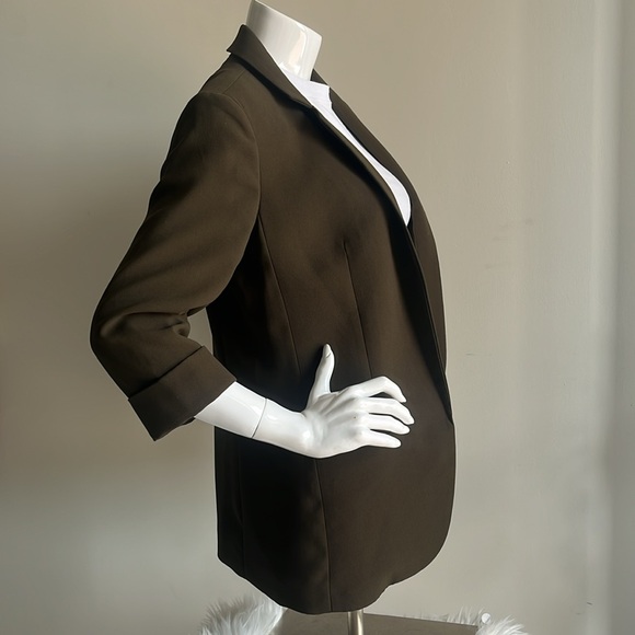 Express Rolled Sleeve Notch Collar
Boyfriend Blazer Size S/P - Picture 6 of 7